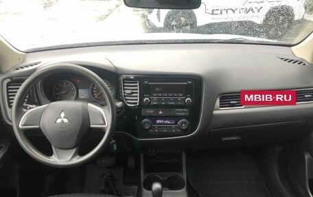 Mitsubishi Outlander III рестайлинг 3, 2012 год, 1 149 000 рублей, 10 фотография