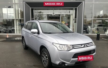 Mitsubishi Outlander III рестайлинг 3, 2012 год, 1 149 000 рублей, 3 фотография
