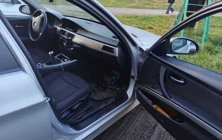BMW 3 серия, 2007 год, 750 000 рублей, 2 фотография