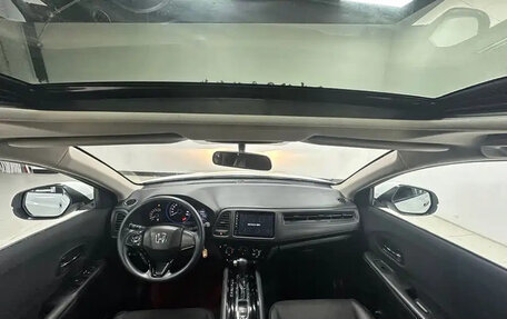 Honda Vezel, 2022 год, 1 450 000 рублей, 7 фотография