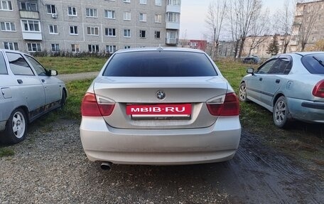 BMW 3 серия, 2007 год, 750 000 рублей, 9 фотография
