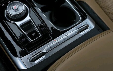 KIA Carnival, 2023 год, 4 740 000 рублей, 24 фотография