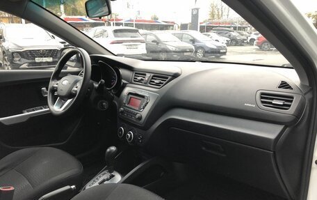 KIA Rio III рестайлинг, 2013 год, 875 000 рублей, 9 фотография