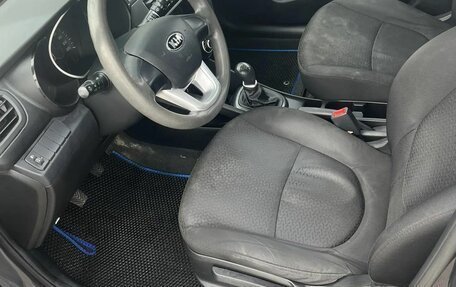 KIA Rio III рестайлинг, 2013 год, 625 000 рублей, 10 фотография