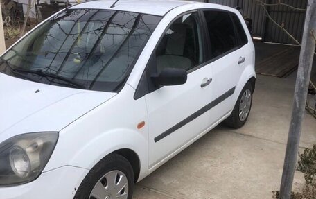 Ford Fiesta, 2007 год, 385 000 рублей, 2 фотография