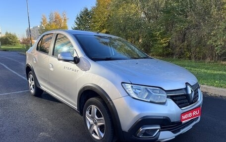 Renault Logan II, 2018 год, 750 000 рублей, 1 фотография