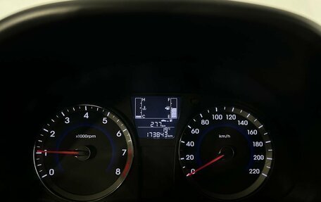 Hyundai Solaris II рестайлинг, 2016 год, 1 000 000 рублей, 16 фотография