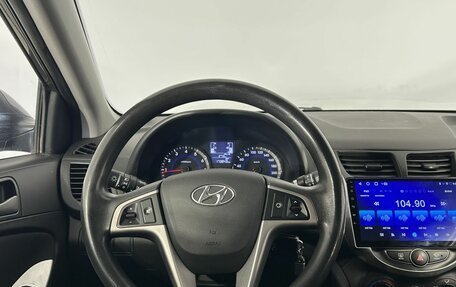Hyundai Solaris II рестайлинг, 2016 год, 1 000 000 рублей, 17 фотография