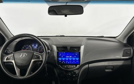 Hyundai Solaris II рестайлинг, 2016 год, 1 000 000 рублей, 18 фотография