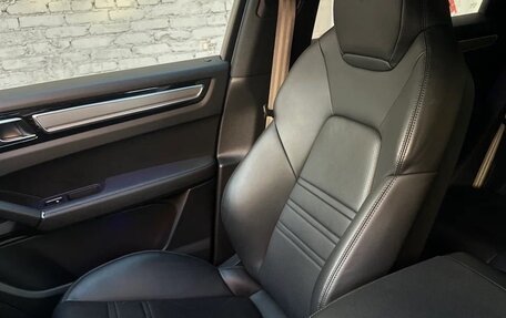 Porsche Cayenne III, 2023 год, 15 300 000 рублей, 13 фотография
