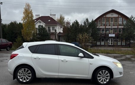 Opel Astra J, 2011 год, 570 000 рублей, 3 фотография