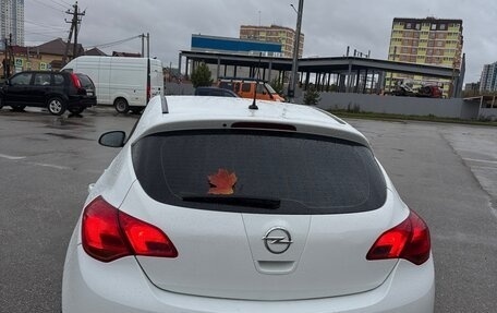 Opel Astra J, 2011 год, 570 000 рублей, 8 фотография