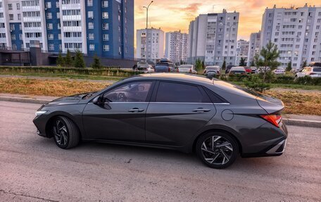 Hyundai Elantra, 2023 год, 1 760 000 рублей, 4 фотография