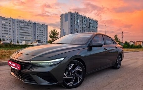 Hyundai Elantra, 2023 год, 1 760 000 рублей, 3 фотография