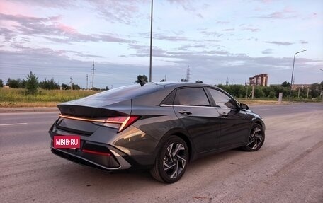 Hyundai Elantra, 2023 год, 1 760 000 рублей, 8 фотография