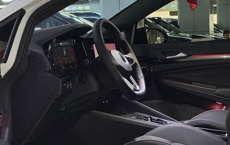 Volkswagen Golf VIII, 2022 год, 1 510 000 рублей, 7 фотография