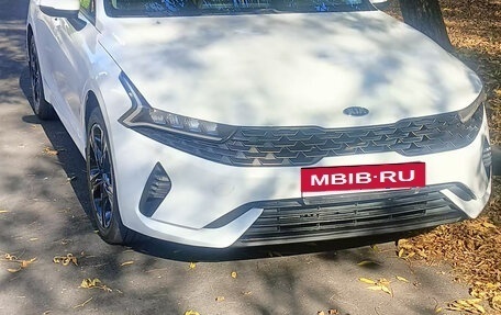 KIA K5, 2021 год, 1 650 000 рублей, 2 фотография