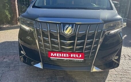 Toyota Alphard III, 2021 год, 6 900 000 рублей, 3 фотография