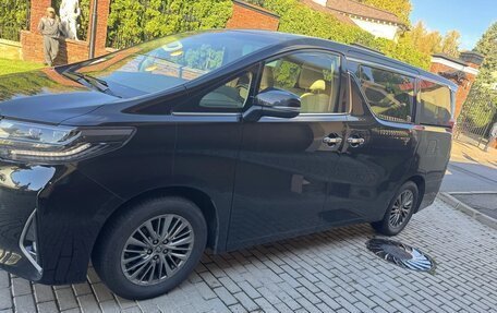 Toyota Alphard III, 2021 год, 6 900 000 рублей, 5 фотография