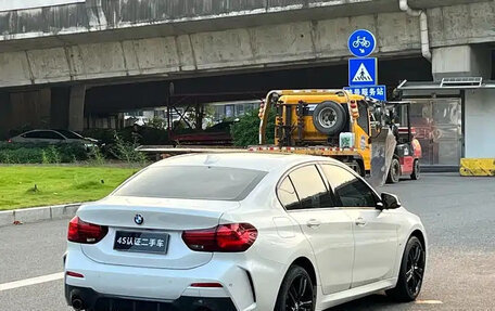 BMW 1 серия, 2022 год, 1 500 000 рублей, 5 фотография