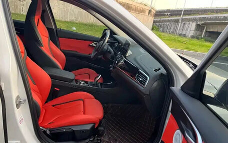 BMW 1 серия, 2022 год, 1 500 000 рублей, 8 фотография