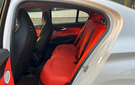 BMW 1 серия, 2022 год, 1 500 000 рублей, 9 фотография
