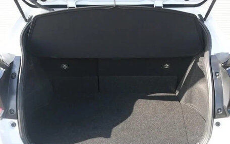 Toyota Yaris, 2022 год, 1 490 007 рублей, 24 фотография