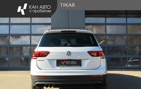 Volkswagen Tiguan II, 2019 год, 2 296 000 рублей, 4 фотография