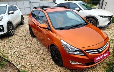Hyundai Solaris II рестайлинг, 2015 год, 1 000 000 рублей, 1 фотография