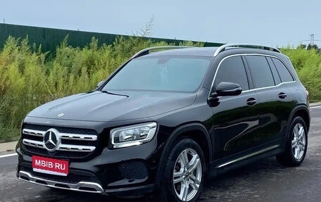 Mercedes-Benz GLB, 2021 год, 2 100 000 рублей, 1 фотография