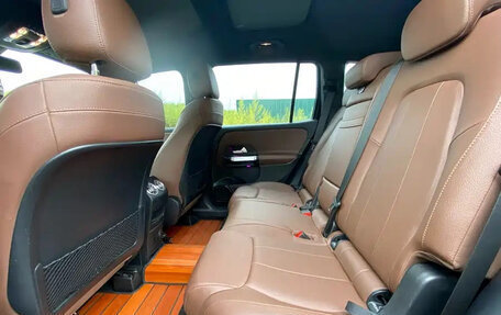 Mercedes-Benz GLB, 2021 год, 2 100 000 рублей, 8 фотография