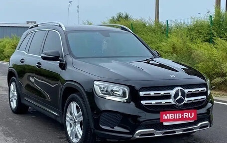 Mercedes-Benz GLB, 2021 год, 2 100 000 рублей, 3 фотография