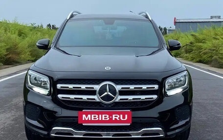 Mercedes-Benz GLB, 2021 год, 2 100 000 рублей, 2 фотография