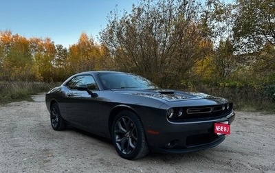 Dodge Challenger III рестайлинг 2, 2018 год, 3 500 000 рублей, 1 фотография