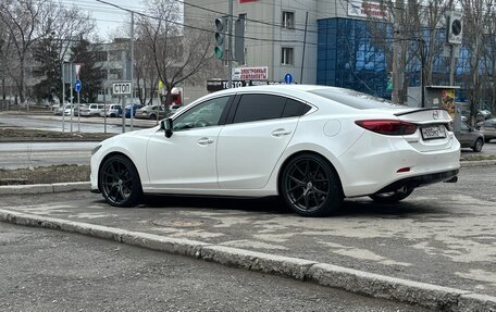 Mazda 6, 2015 год, 1 850 000 рублей, 3 фотография