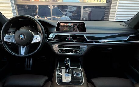 BMW 7 серия, 2019 год, 5 490 000 рублей, 13 фотография