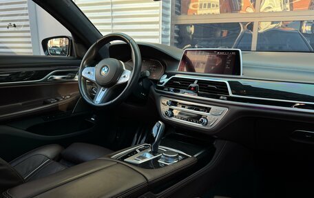 BMW 7 серия, 2019 год, 5 490 000 рублей, 34 фотография