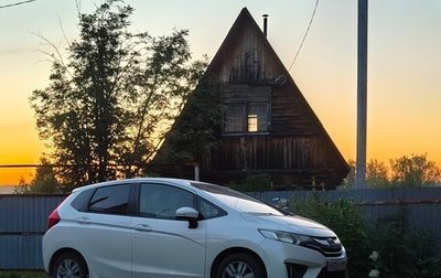Honda Fit III, 2013 год, 990 000 рублей, 1 фотография