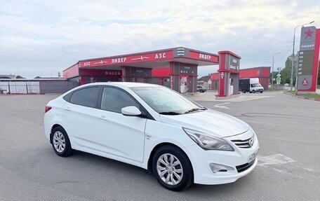 Hyundai Solaris II рестайлинг, 2016 год, 940 000 рублей, 1 фотография