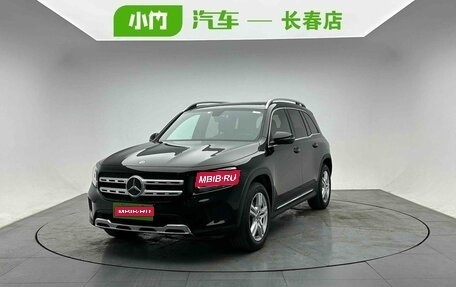 Mercedes-Benz GLB, 2023 год, 2 400 000 рублей, 1 фотография