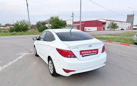 Hyundai Solaris II рестайлинг, 2016 год, 940 000 рублей, 4 фотография