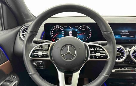 Mercedes-Benz GLB, 2023 год, 2 400 000 рублей, 8 фотография
