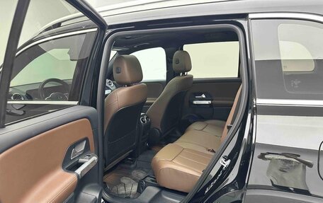 Mercedes-Benz GLB, 2023 год, 2 400 000 рублей, 12 фотография