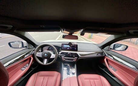 BMW 5 серия, 2022 год, 5 077 700 рублей, 11 фотография