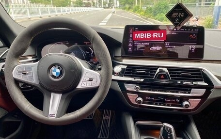 BMW 5 серия, 2022 год, 5 077 700 рублей, 10 фотография