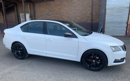 Skoda Octavia, 2017 год, 1 170 000 рублей, 3 фотография