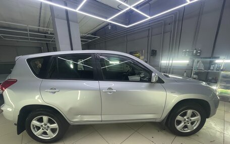 Toyota RAV4, 2006 год, 2 000 000 рублей, 18 фотография