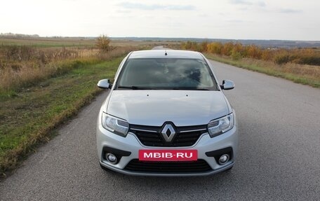 Renault Logan II, 2021 год, 980 000 рублей, 3 фотография