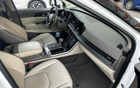 KIA Carnival, 2022 год, 3 500 000 рублей, 9 фотография