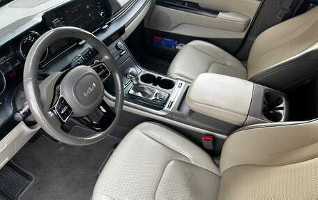 KIA Carnival, 2022 год, 3 500 000 рублей, 8 фотография